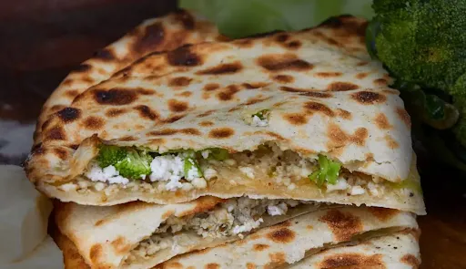 Broccoli And Cheese Naan