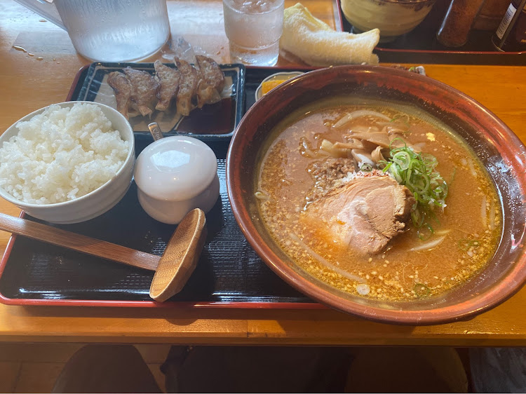 ヒラメさんが投稿したC&Yスポーツ・夜鳴家・味噌ラーメン・Ａセットに関するカスタム事例の投稿画像2枚目