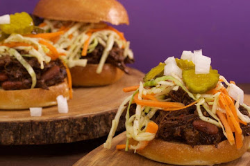 Texas Pulled Beef Chili Sloppy Joes