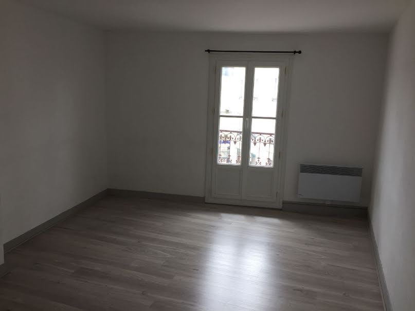 Location  appartement 1 pièce 20 m² à Limoges (87000), 250 €