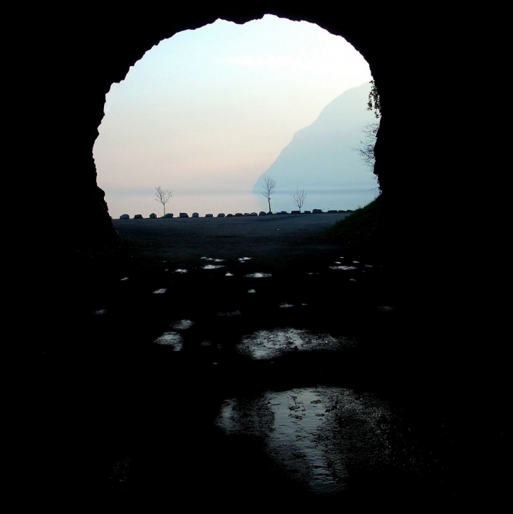 Alla fine del tunnel di tizzy