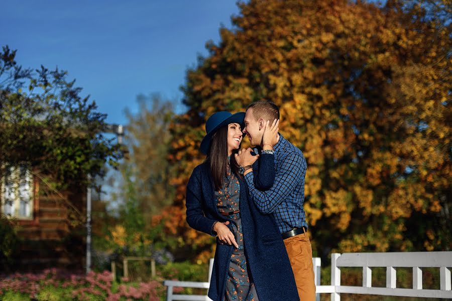 Fotografo di matrimoni Yuriy Luksha (juraluksha). Foto del 19 dicembre 2016