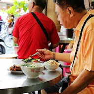 國華街肉燥飯