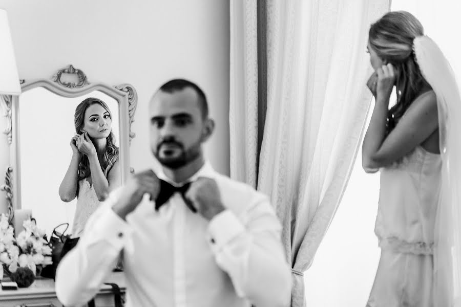 Wedding photographer Alex Pasarelu (belle-foto). Photo of 1 September 2021