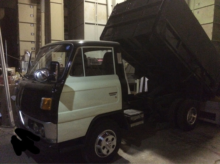 キャンターのダンプさんが投稿したカスタム事例の投稿画像1枚目