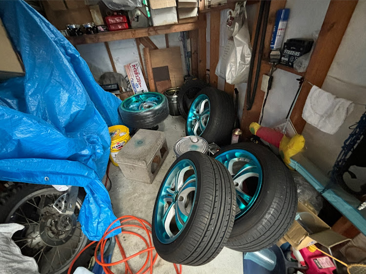 シビックのDIY・ホイールカラーチェンジに関するカスタム事例の投稿画像4枚目