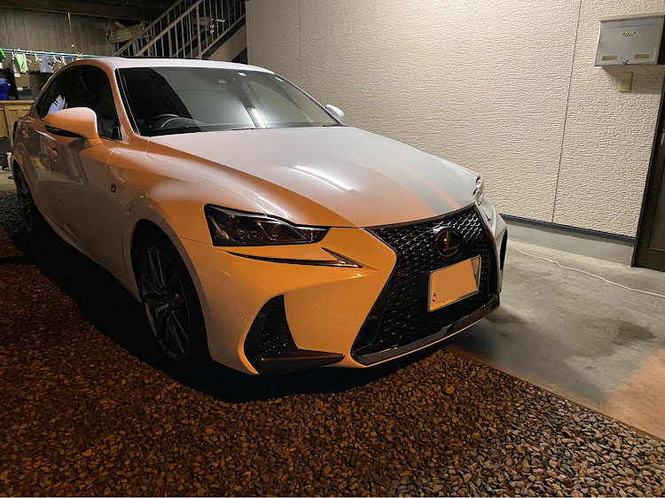 ISの洗車・ピカピカ・常に綺麗に。・よっしゃよっしゃに関するカスタム事例の投稿画像3枚目