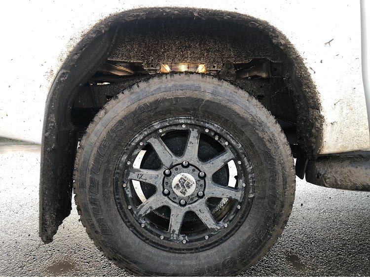 ハイラックスのドライブ・洗車に関するカスタム事例の投稿画像1枚目