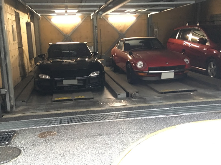 RX-7のFD3S・432R・S30・駐車場に関するカスタム事例の投稿画像1枚目