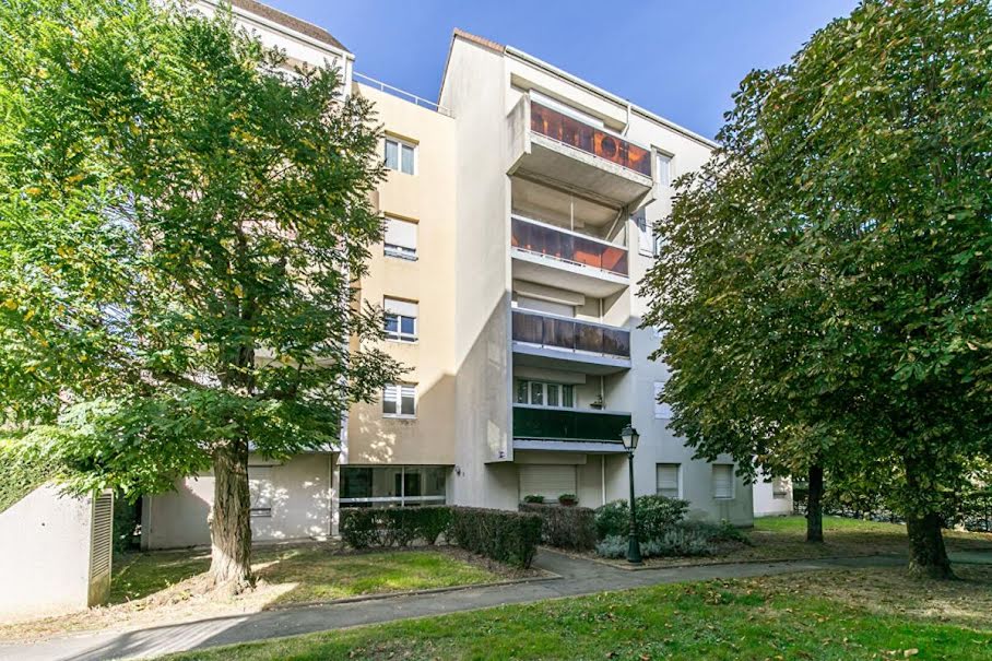 Vente appartement 4 pièces 86 m² à Sucy-en-Brie (94370), 282 000 €
