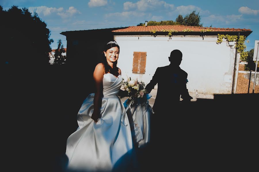 Fotografo di matrimoni Maximilian Moschetti (moschetti). Foto del 16 ottobre 2023