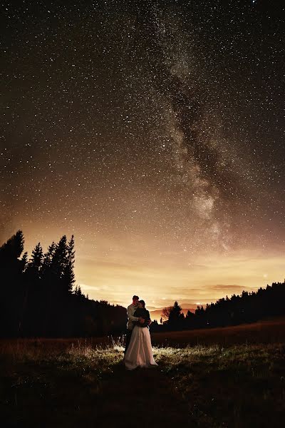 Fotograf ślubny Paweł Kuźmicki (pkuzmicki). Zdjęcie z 30 października 2019