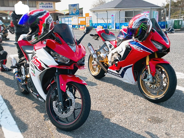 その他のCBR1000RR・CB750f・道の駅みつ・兵庫県に関するカスタム事例の投稿画像3枚目