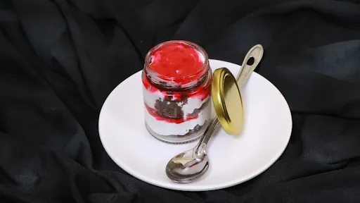 Black Forest Jar Cake [200 Ml]