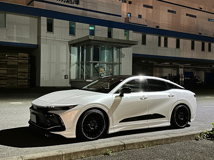 クラウンセダンの35クラウン👑・ストレスフリー生活😁・港町⚓️横浜に関するカスタム事例の投稿画像1枚目