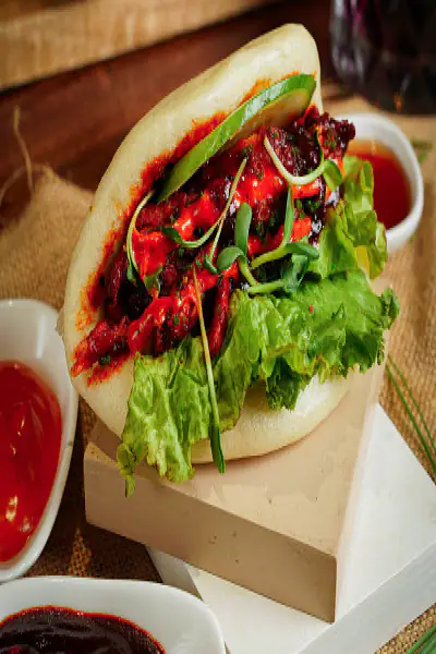 Spicy Gochujang Chicken Bao