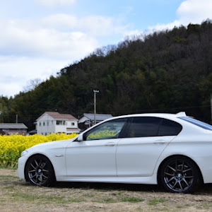 5シリーズ セダン 535i