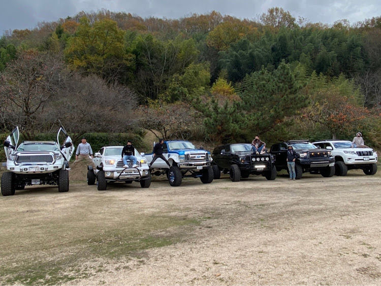 セコイアのセコイア・タンドラ・f350・プラド・エクスカージョンに関するカスタム事例の投稿画像1枚目