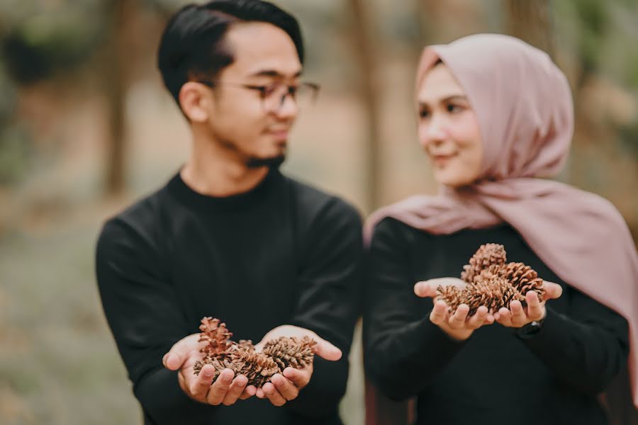 Fotógrafo de casamento Ahmad Fauzi Jayaniti (afauzijayaniti). Foto de 30 de agosto 2019