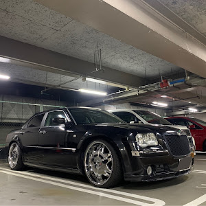 300C LX57