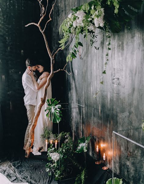 Fotógrafo de bodas Oksana Zakharchuk (youllow). Foto del 26 de mayo 2017