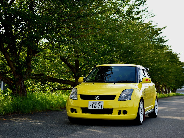スイフトスポーツのneed for swift・スイフトスーパー1600になりたい・一眼レフ初心者🔰・CTのみなさんに感謝・世界平和を願いますに関するカスタム事例の投稿画像2枚目