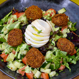 Green Falafel Salad