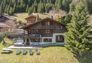 Chalet avec terrasse 3