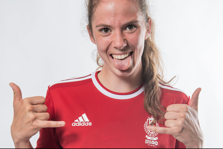 Hanne Merkelbach prolonge au Standard Femina