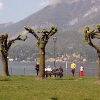 Lampione sul lago lario di 