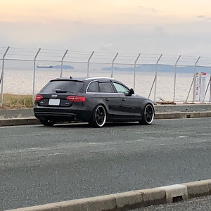 A4 アバント 2.0 TFSI