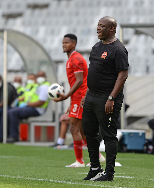 MacDonald Makhubedu, head coach of Polokwane City has left the club.