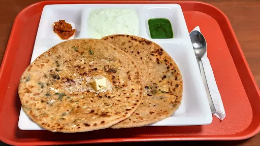 Paneer Stuffed Paratha Thali