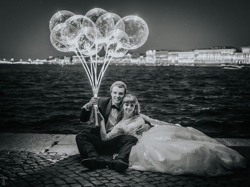 Fotógrafo de casamento Sergey Koval (kovall). Foto de 18 de setembro 2018