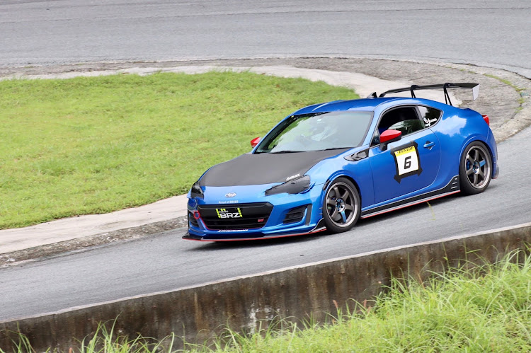 BRZのサーキットと愛車・スポーツランド山梨・スポーツランドやまなし・先代の愛車に関するカスタム事例の投稿画像6枚目