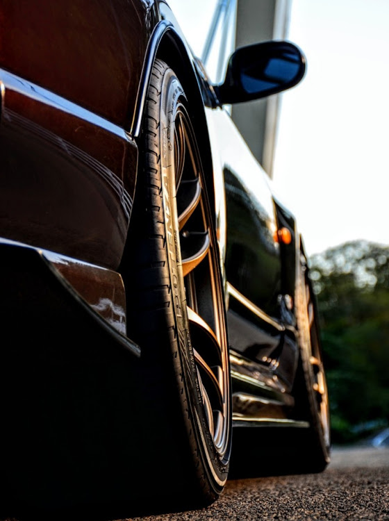 スカイライン GT-Rのタイヤ・BRIDGESTONE・GOODYEAR・DUNLOP・TOYOに関するカスタム事例の投稿画像5枚目