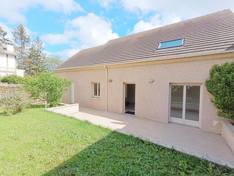 Vente maison 7 pièces 122 m² à Mantes-la-Jolie (78200), 331 850 €
