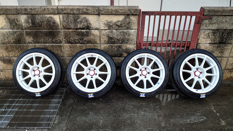 ジェイドの車検NG箇所・ホイール洗いましたよ・エスカロップ丼旨し😋・えびめしや・RA-272初優勝から60年に関するカスタム事例の投稿画像3枚目
