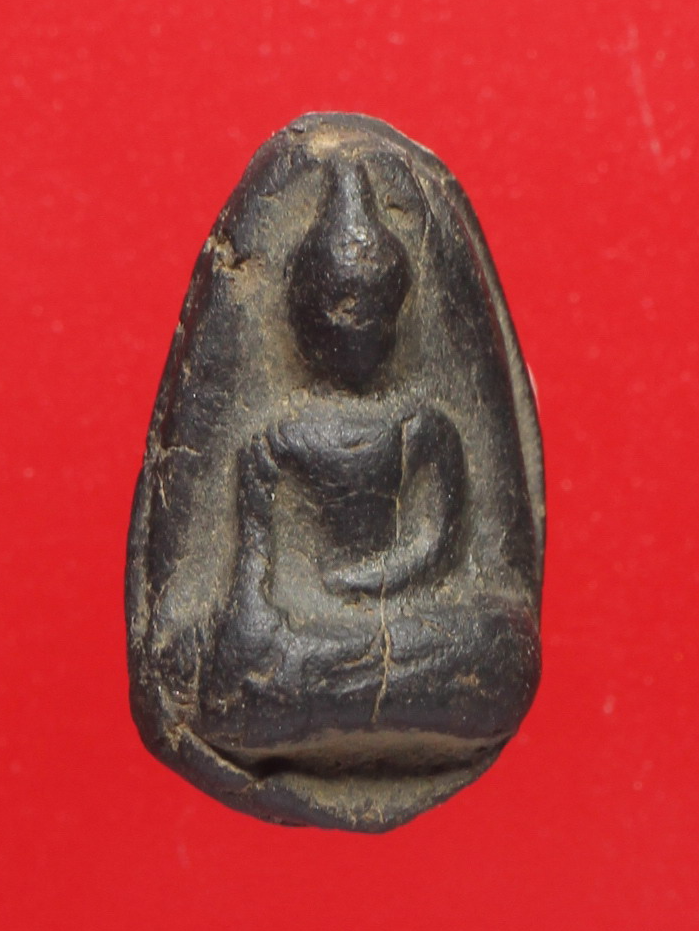 พระเม็ดน้อยหน่าหลังอุ