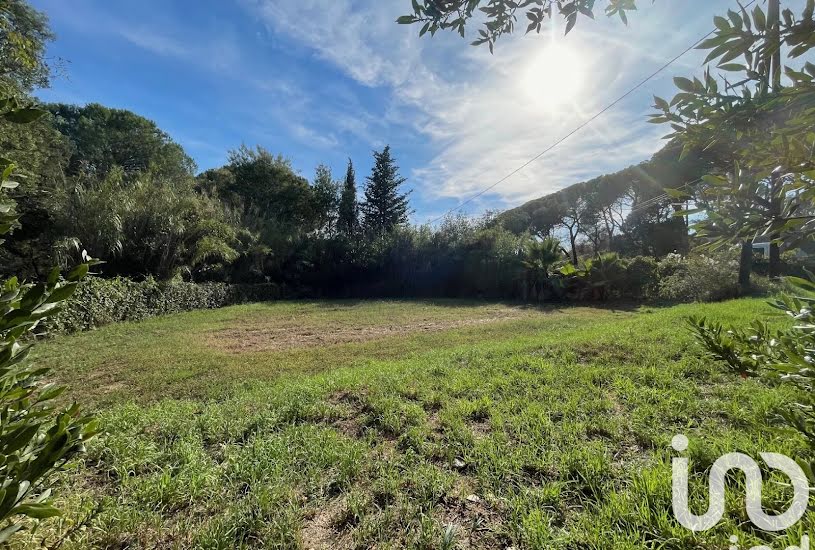  Vente Terrain à bâtir - 1 072m² à Sainte-Maxime (83120) 