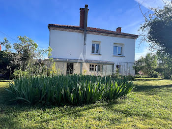 maison à Saintes (17)