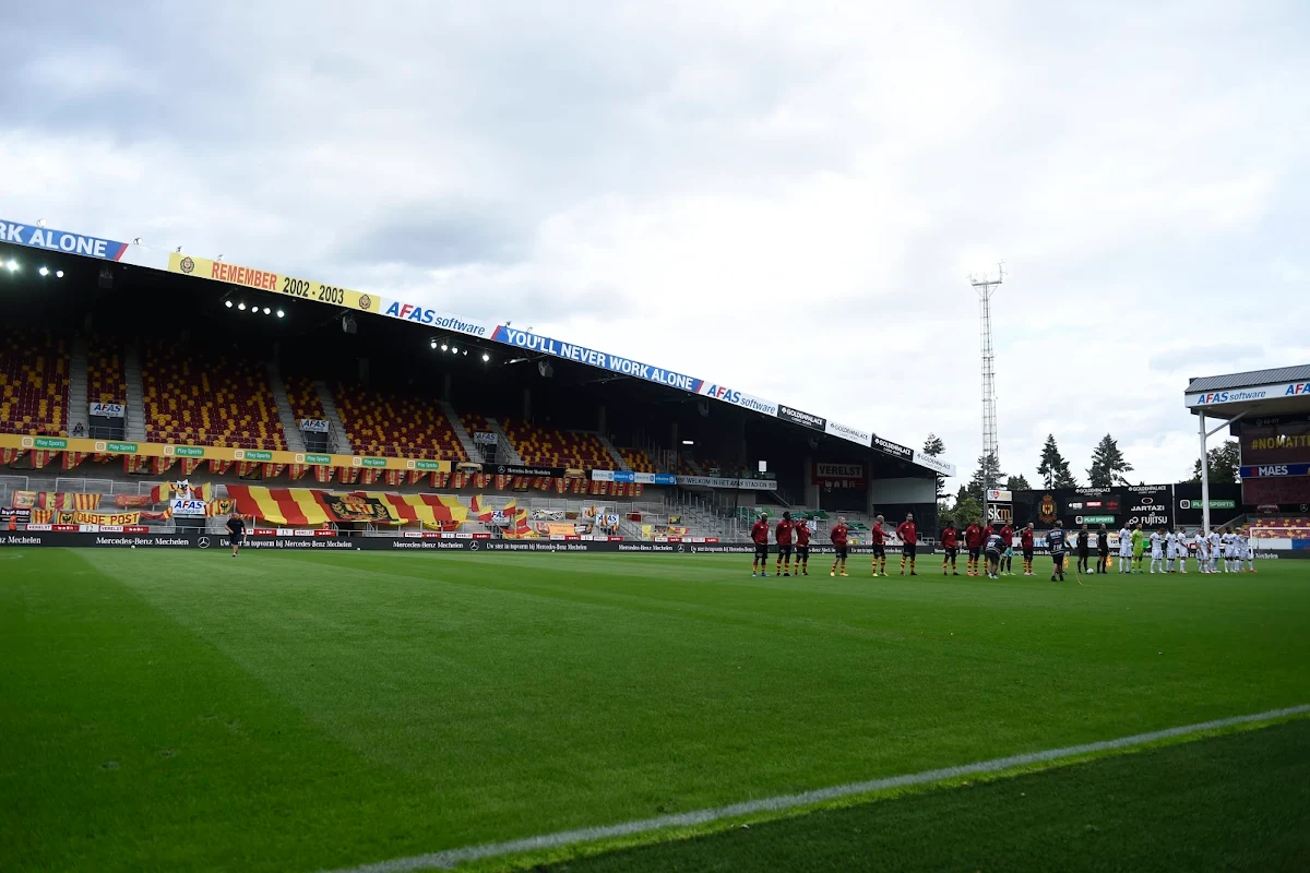 17 KV Mechelen-supporters worden vervolgd voor freefights, verdediging is opmerkelijk: "Het is een soort sportactiviteit"