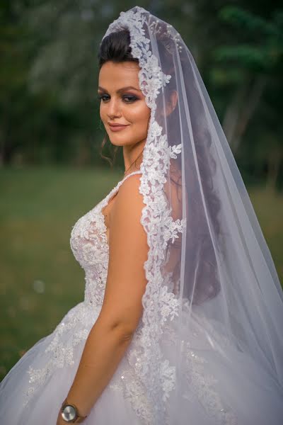 Esküvői fotós Rigli Lutaj (riglilutaj). Készítés ideje: 2020 április 7.