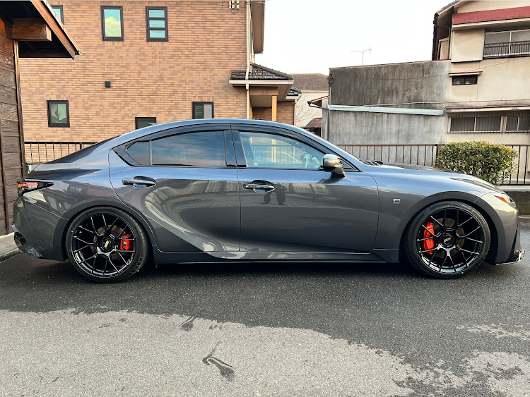 ISのLEXUS・LEXUS ISに関するカスタム事例の投稿画像1枚目
