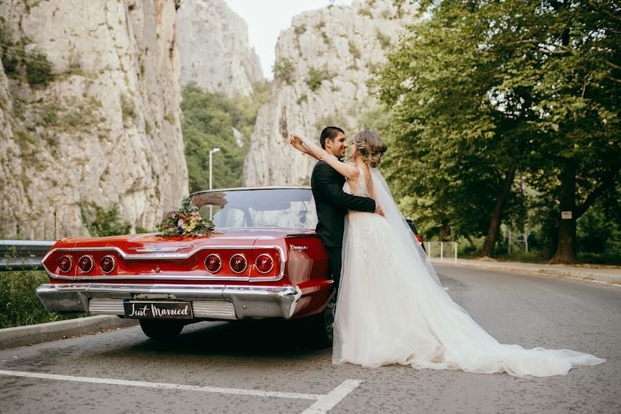 Wedding photographer Dimitar Baramski (artphotostory). Photo of 13 August 2020