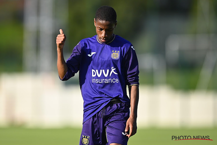 Premier contrat pro pour un grand talent d'Anderlecht qui s'était signalé face au PSG !