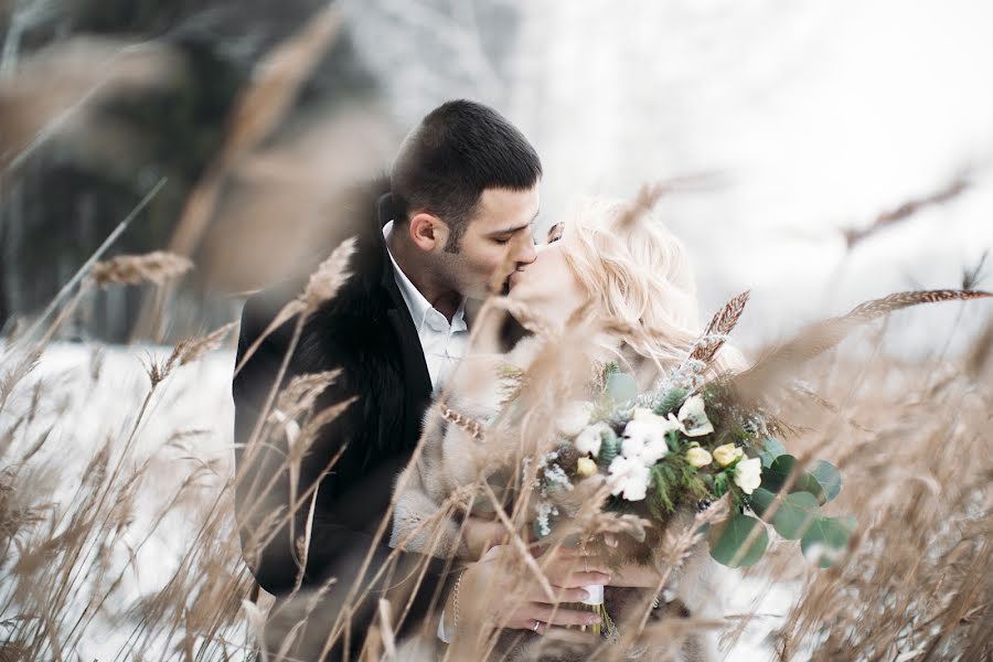 Wedding photographer Mikhail Mikhaylov (mi4man). Photo of 11 February 2019