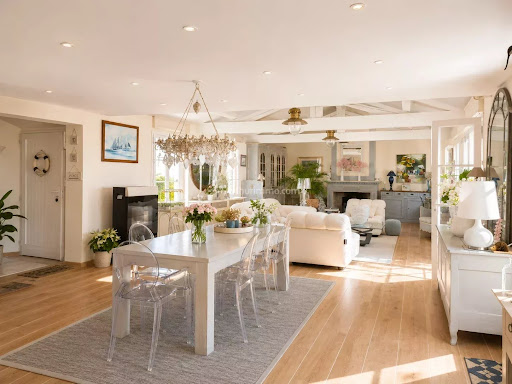Bright open dining room and living room - Villa purchase in Noirmoutier-en-l'Ile, 7 rooms, 4 bedrooms