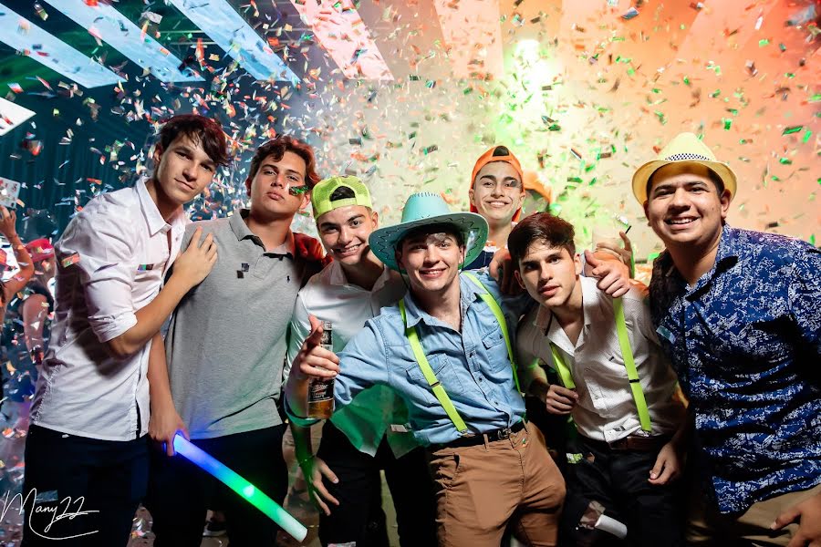 Jurufoto perkahwinan Many Pablosuareztomassini (many22). Foto pada 1 Julai 2023