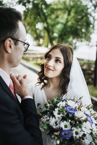 Wedding photographer Lena Smirnova (lsphotographynn). Photo of 13 July 2022